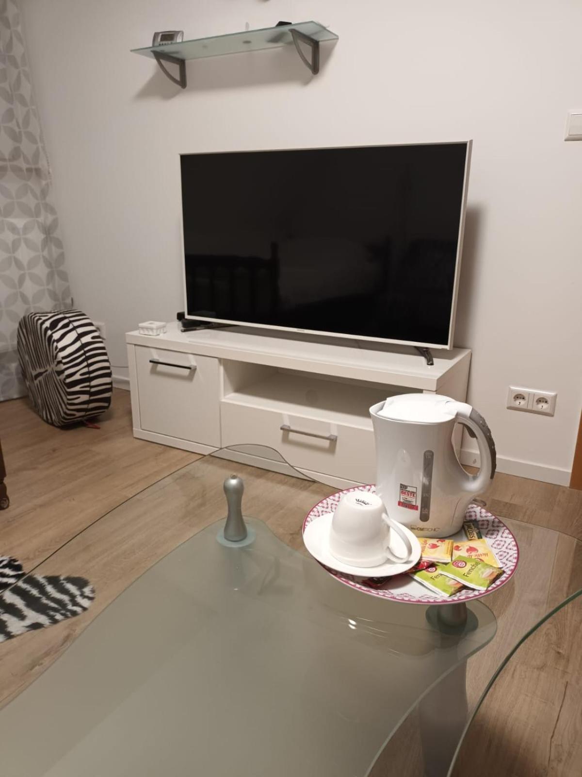 And Fair In - Messe - Apartment Hannover